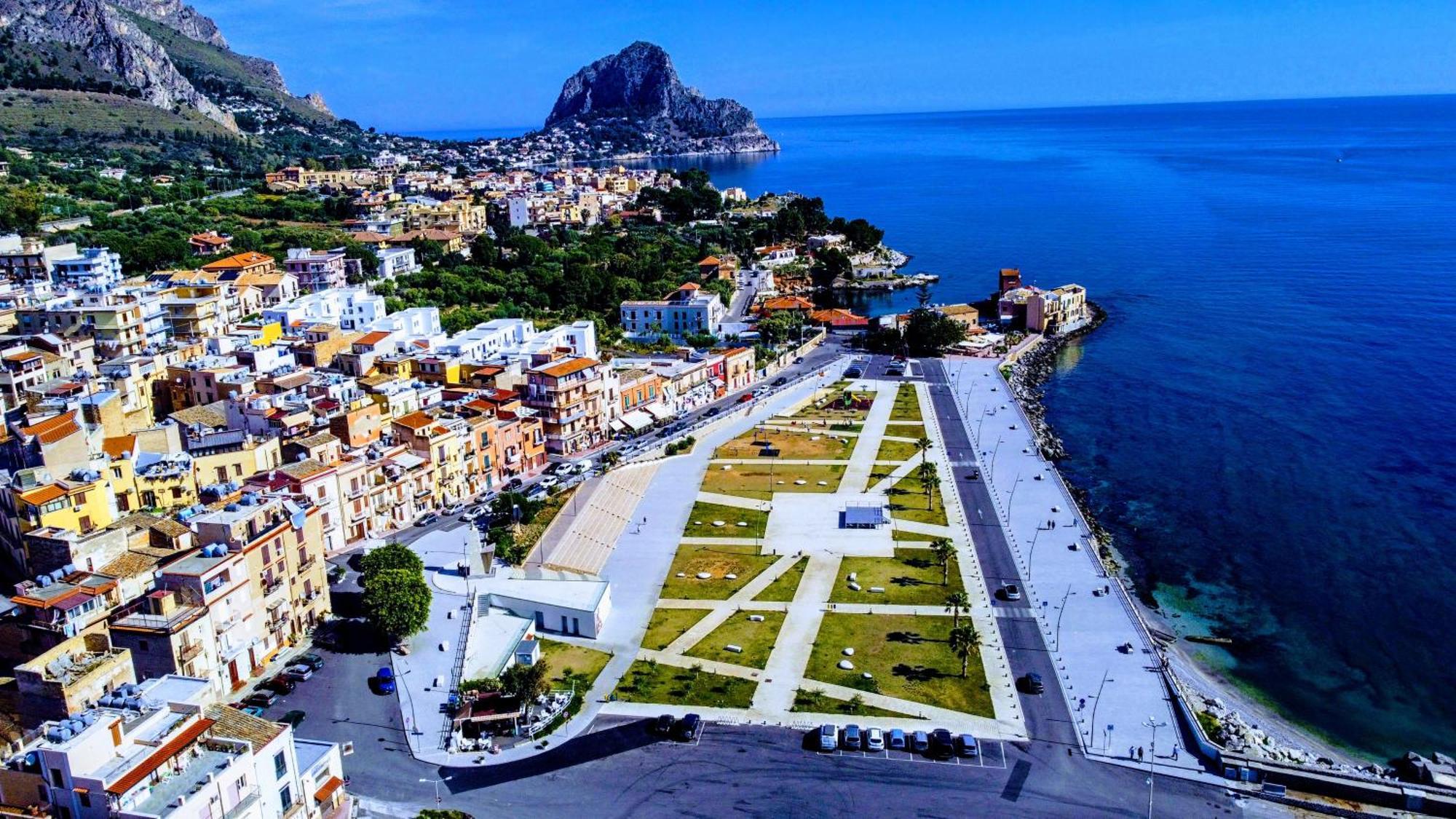 Apartamento Seafront House Gabbiano Azzurro Santa Flavia Exterior foto